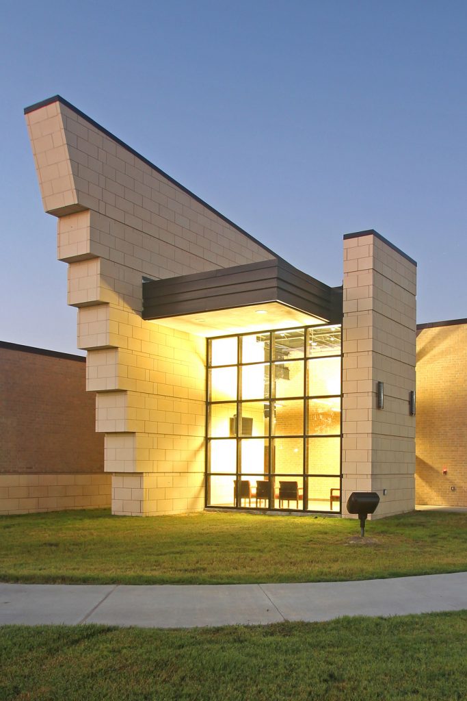 LoneStarNHarrisChampagneFullClip14